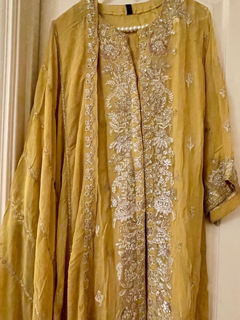 Chiffon suit